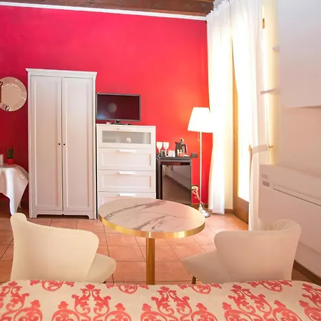 Veronetta House Verona