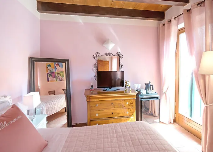 Veronetta House 4*