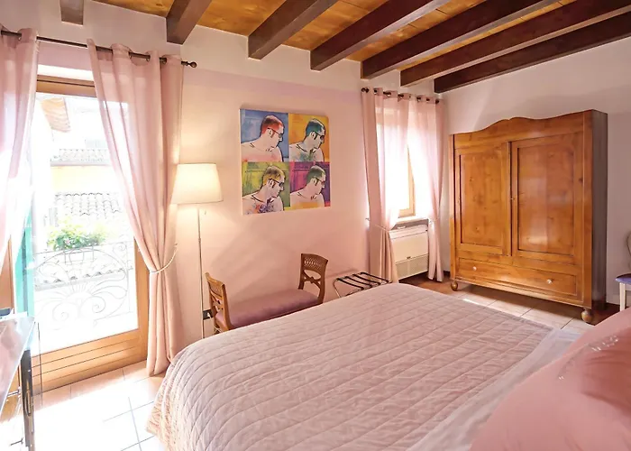 Veronetta House