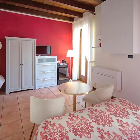 Gasthof Veronetta House 3*