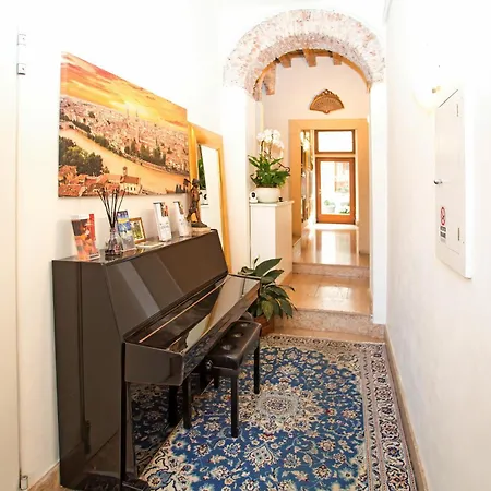 Veronetta House Verona