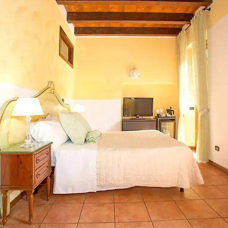Gasthuis Veronetta House 3*