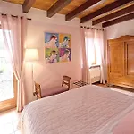 Veronetta House